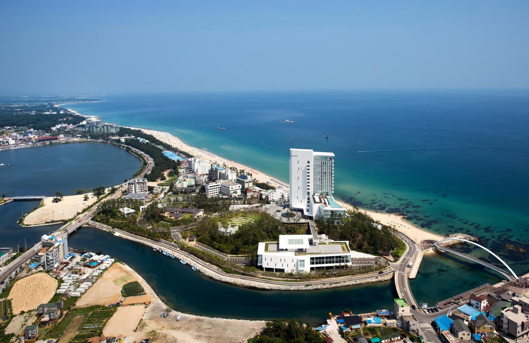 Seamarq Hotel Gangneung Exterior photo